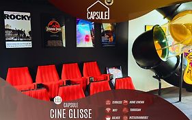 Capsule ciné glisse - cinéma - spa balnéo - garage